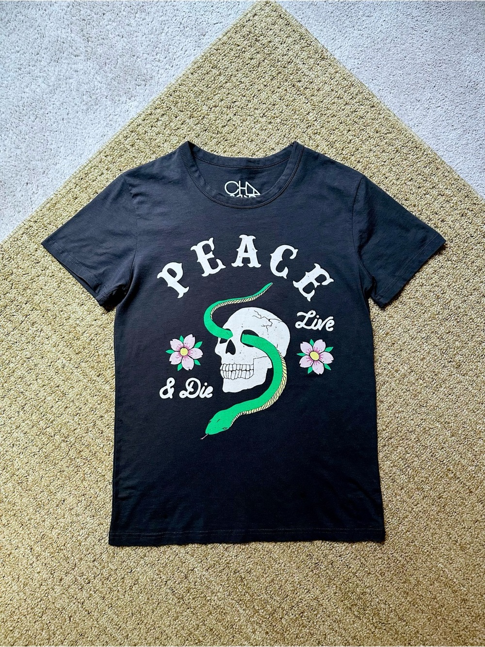 Black 'Peace' Skull & Green Snake Graphic Tee Size S